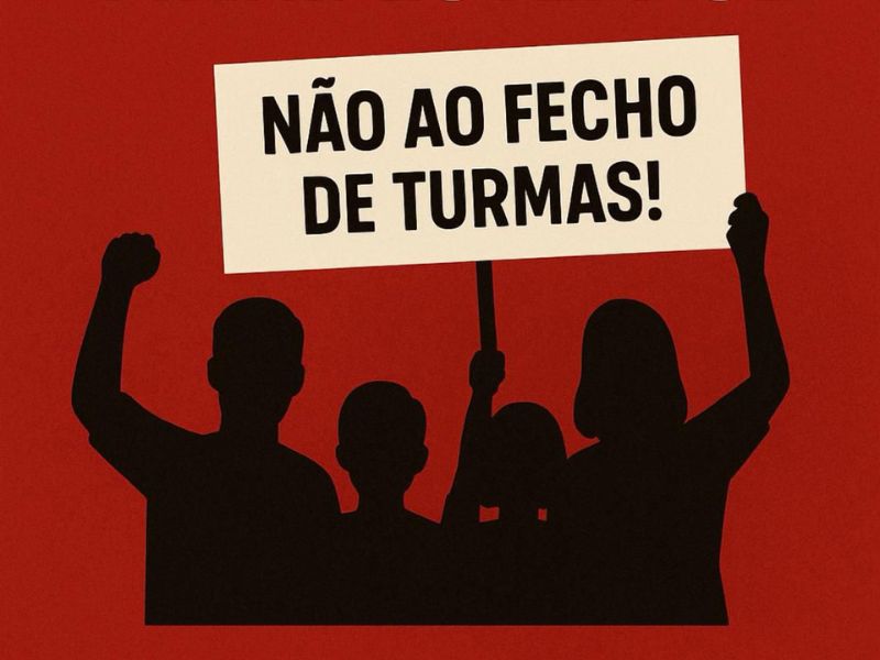 Vagos: Associação de pais em manifestação pelo corte de turmas no Colégio de Calvão